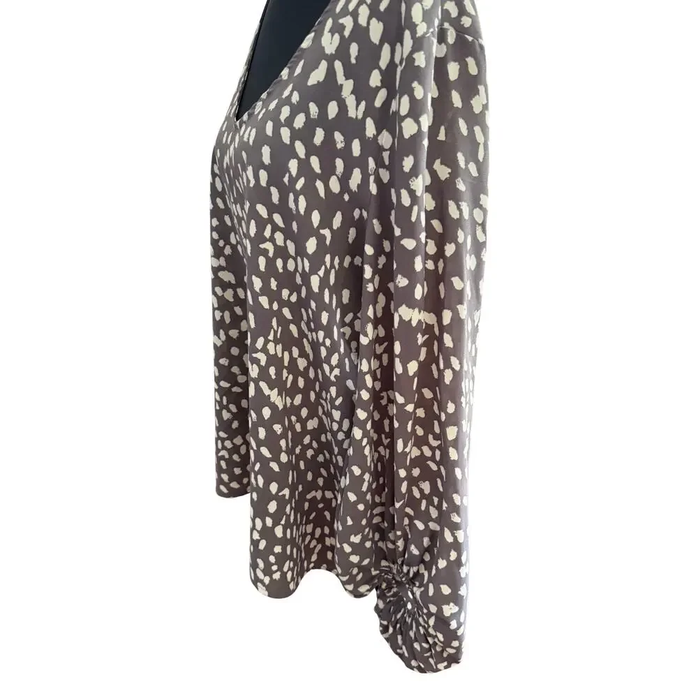 Flowy Beautiful Gray Cream Balloon Sleeve Blouse‎ by 143 Story by Line up Sz Sm